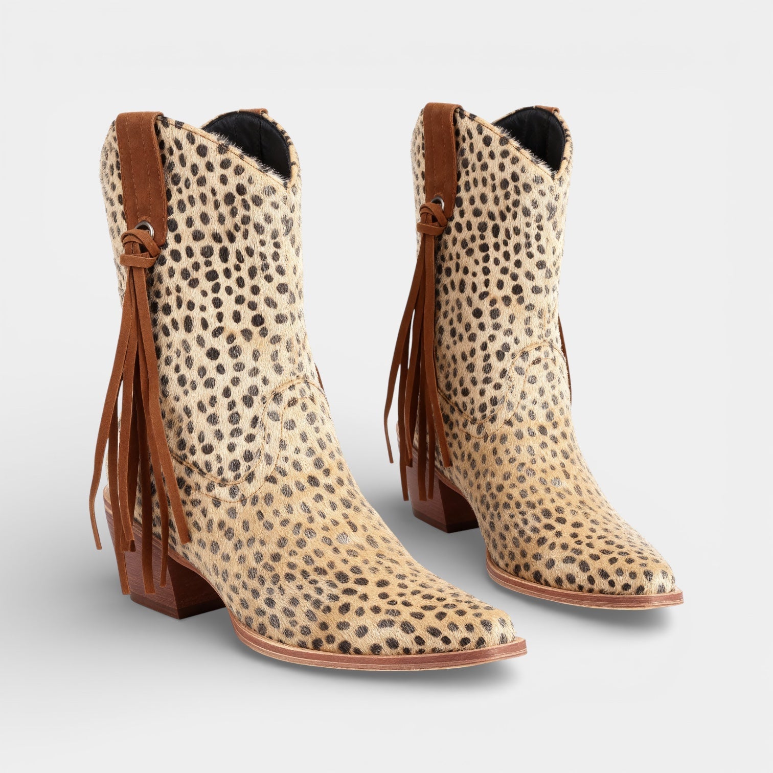 Women’s Cowboy Boots Faux Suede – Pointed Toe