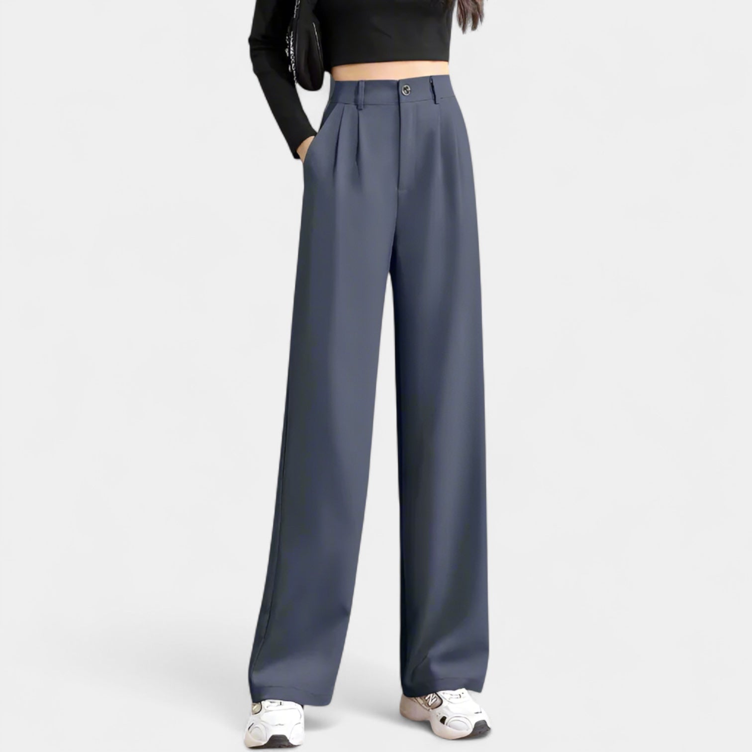 Women’s Wide-Leg Full-Length Trousers with Front Pleats and Slanted Pockets
